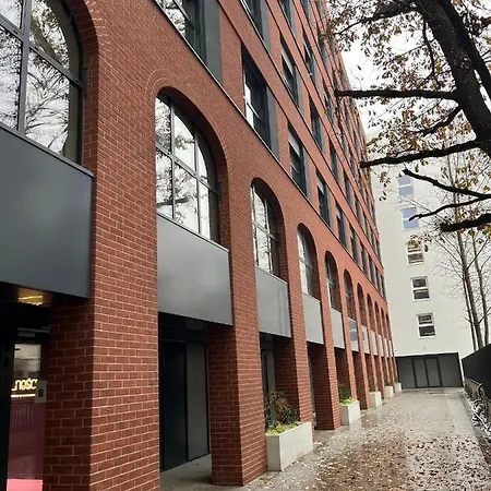 Apartament Paul's Place Plac Wolnosci 6 Appartamento